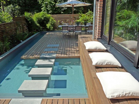 Deck de madeira para piscina e área externa